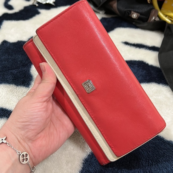 RFID Protected Wallet red leather wallet - Picture 3 of 8